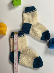 Chaussettes bébé tricotées main